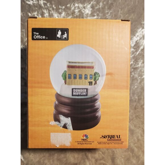 New In Box The Office Snow Globe Dunder Mufflin Building Statue 2020 - Picture 2 of 4